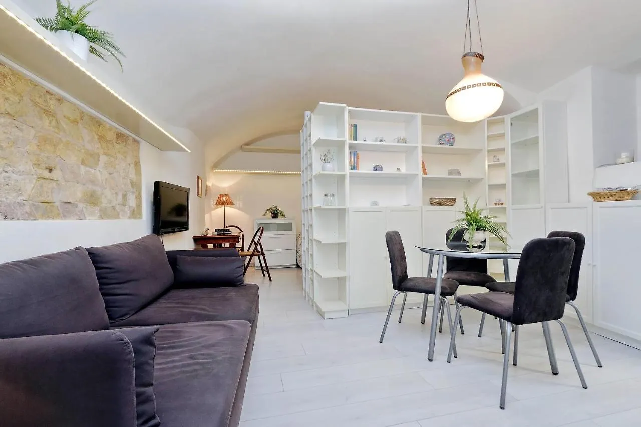 Relax Chiavari House روما 0*,
